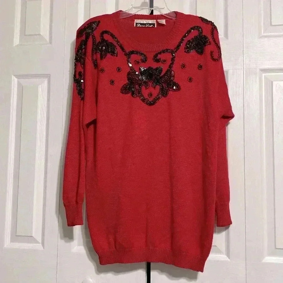 Dana Scott vintage 80’s embellished red & black sequin knit sweater size MEDIUM - Picture 1 of 12